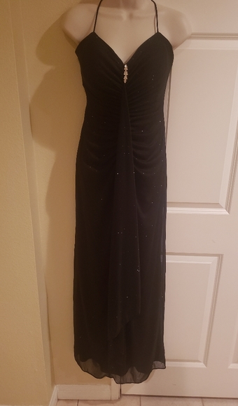 Old Hollywood Black Formal Dress - Picture 2 of 8